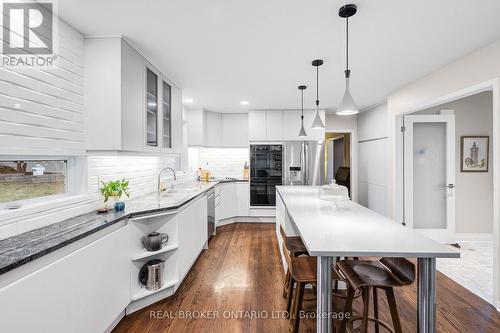 1958 Neepawa Avenue, Ottawa, ON - Indoor Photo Showing Kitchen With Upgraded Kitchen