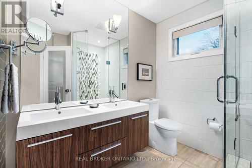 1958 Neepawa Avenue, Ottawa, ON - Indoor Photo Showing Bathroom
