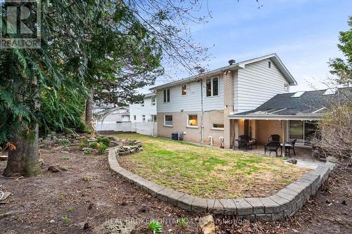1958 Neepawa Avenue, Ottawa, ON - Outdoor