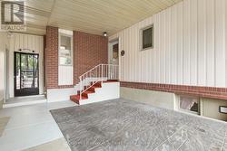 Breezeway/Screened Porch - 