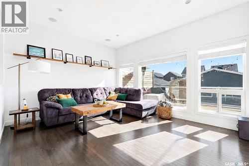 3644 Green Moss Lane, Regina, SK - Indoor Photo Showing Living Room