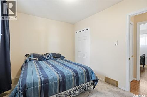 4 Malta Crescent, Saskatoon, SK - Indoor Photo Showing Bedroom