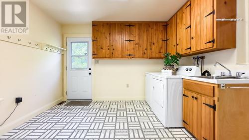 25 Wellington Street N, Goderich (Goderich (Town)), ON - Indoor Photo Showing Laundry Room