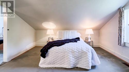 25 Wellington Street N, Goderich (Goderich (Town)), ON - Indoor Photo Showing Bedroom