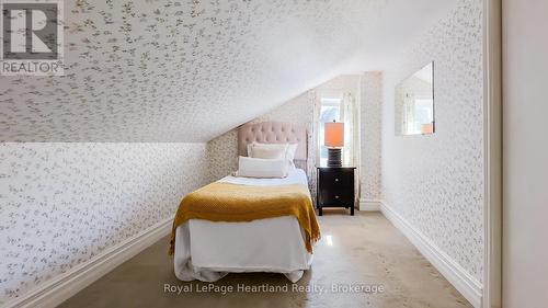 25 Wellington Street N, Goderich (Goderich (Town)), ON - Indoor Photo Showing Bedroom