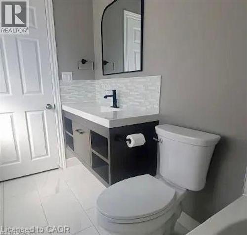 ensuite - 96 Orchard Avenue, Simcoe, ON - Indoor Photo Showing Bathroom