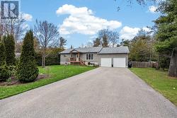 19 TROUT LANE  Tiny, ON L9M 0J1