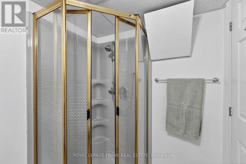 19 Trout Lane, Tiny, ON - Indoor Photo Showing Bathroom