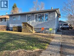 1118 PARK AVENUE Weyburn, SK S4H 0K5