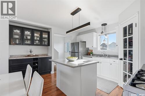719 Rutherford Lane, Saskatoon, SK - Indoor Photo Showing Kitchen With Double Sink