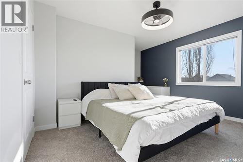 719 Rutherford Lane, Saskatoon, SK - Indoor Photo Showing Bedroom