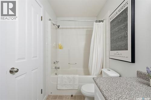 719 Rutherford Lane, Saskatoon, SK - Indoor Photo Showing Bathroom
