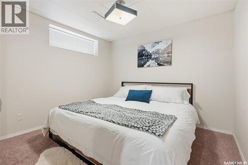 719 Rutherford Lane, Saskatoon, SK - Indoor Photo Showing Bedroom