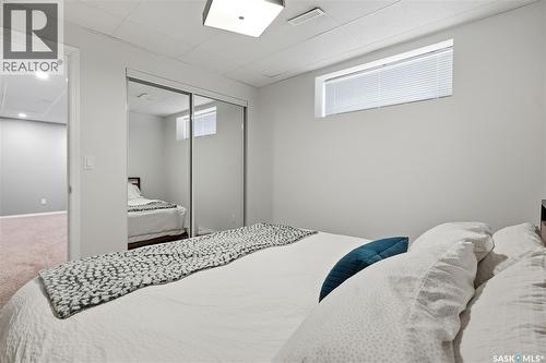 719 Rutherford Lane, Saskatoon, SK - Indoor Photo Showing Bedroom