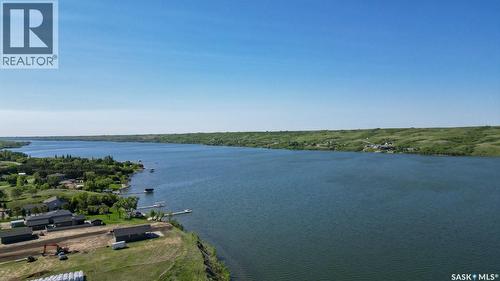 13 Sunset Boulevard, North Grove, SK 