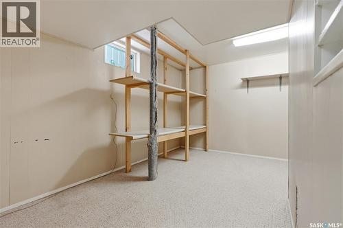 1604 Preston Avenue S, Saskatoon, SK - Indoor