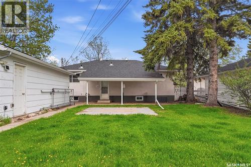 1604 Preston Avenue S, Saskatoon, SK - Outdoor With Deck Patio Veranda