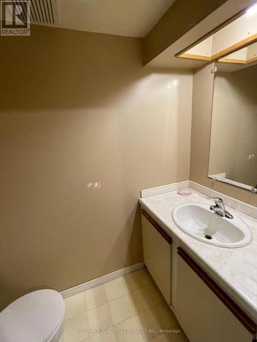 532 Appleby Line, Burlington, ON - Indoor Photo Showing Bathroom