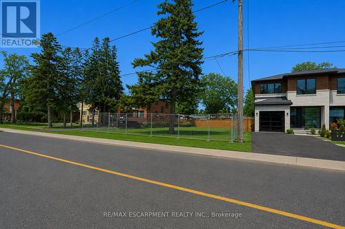 19 Broadview Avenue, Mississauga, ON 