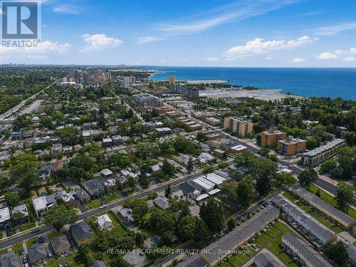 19 Broadview Avenue, Mississauga, ON 