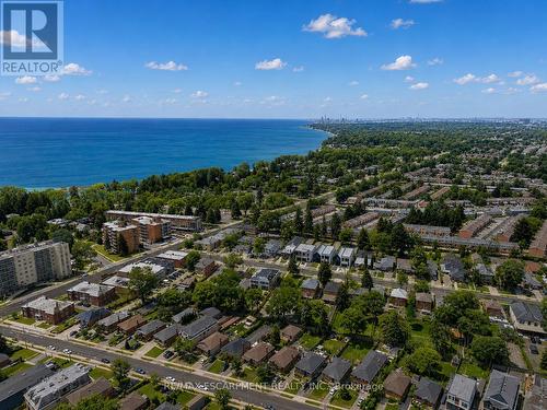 19 Broadview Avenue, Mississauga, ON 
