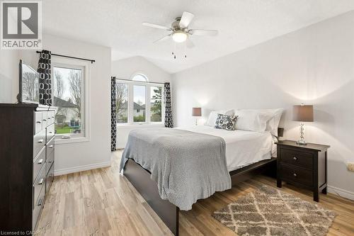 189 Shadow Wood Court, Waterloo, ON - Indoor Photo Showing Bedroom
