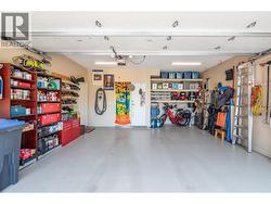 Double Garage - 