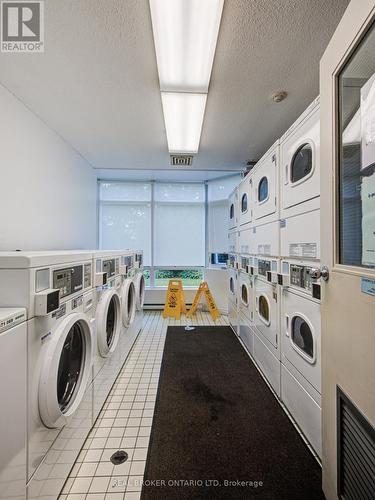 803 - 45 Pond Mills Road, London South (South J), ON - Indoor Photo Showing Laundry Room