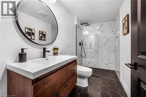 635 Saginaw Parkway Unit# 47, Cambridge, ON - Indoor Photo Showing Bathroom