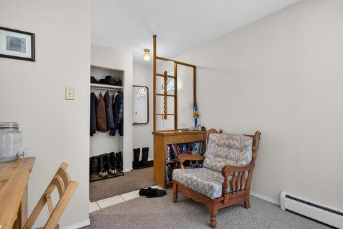 9732  75 Ave Nw, Edmonton, AB - Indoor Photo Showing Other Room