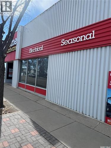 916 Central Avenue, Saskatoon, SK 