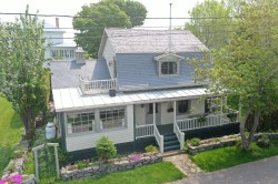 9 Av. Chassé Kamouraska, QC G0L 1M0