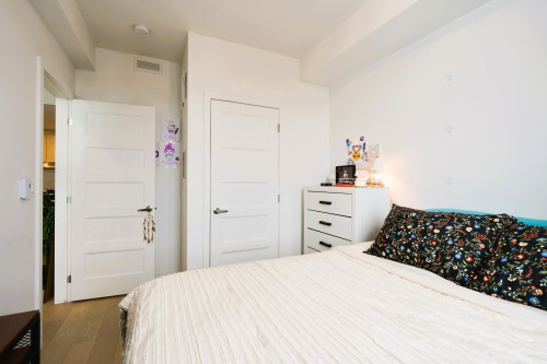 Bedroom - 402-10130 Rue Lauraine-Vaillancourt, Montréal (Ahuntsic-Cartierville), QC - Indoor Photo Showing Bedroom