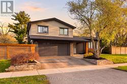 134 FAIRWOOD PLACE W  Burlington, ON L7T 4B6