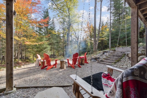 Courtyard - 12 Imp. Du Chardonnet, Lac-Supérieur, QC - Outdoor