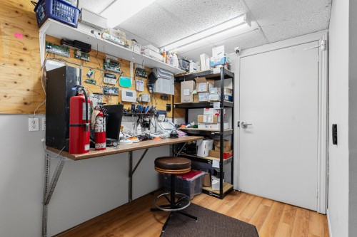 Workshop - 1063 Boul. D'Iberville, Saint-Jean-Sur-Richelieu, QC - Indoor