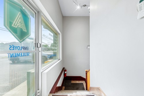 Mud Room - 1063 Boul. D'Iberville, Saint-Jean-Sur-Richelieu, QC - Indoor Photo Showing Other Room