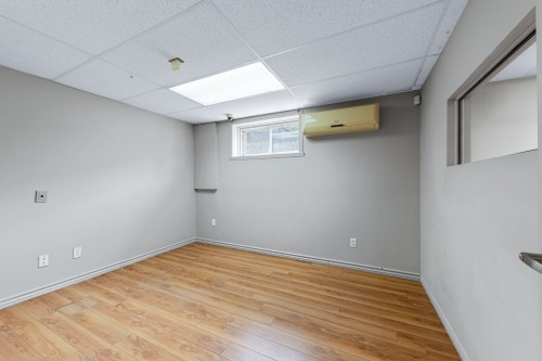 Office - 1063 Boul. D'Iberville, Saint-Jean-Sur-Richelieu, QC - Indoor