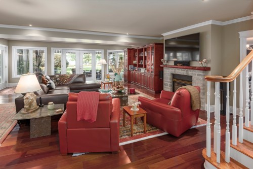 Salle familiale - 244 Rue Main, Hudson, QC - Indoor Photo Showing Living Room With Fireplace