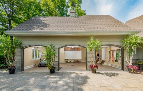 Garage - 244 Rue Main, Hudson, QC - Outdoor
