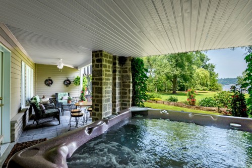 Spa - 244 Rue Main, Hudson, QC - Outdoor With Deck Patio Veranda With Exterior