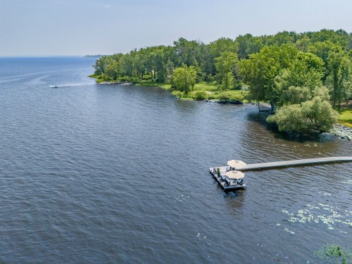 Vue sur l'eau - 244 Rue Main, Hudson, QC - Outdoor With Body Of Water With View