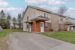 116  - 118 Mtée Gagnon  Bois-Des-Filion, QC J6Z 2L1