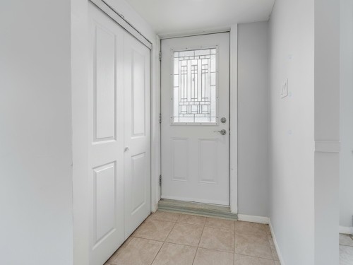 Hall d'entrée/Vestibule - 116  - 118 Mtée Gagnon, Bois-Des-Filion, QC - Indoor Photo Showing Other Room