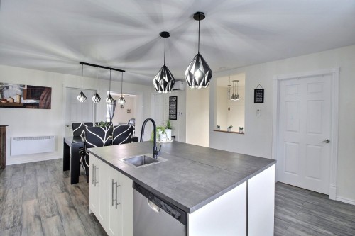 Vue d'ensemble - 441 4E Avenue, Malartic, QC - Indoor