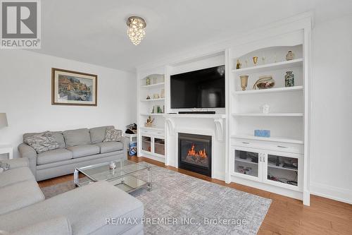 116 Torrey Pines Road, Vaughan, ON - Indoor Photo Showing Living Room With Fireplace