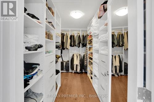 116 Torrey Pines Road, Vaughan, ON - Indoor With Storage