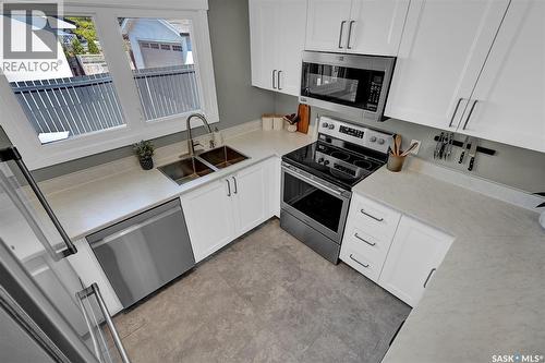 2050 Jubilee Avenue, Regina, SK - Indoor Photo Showing Kitchen With Double Sink
