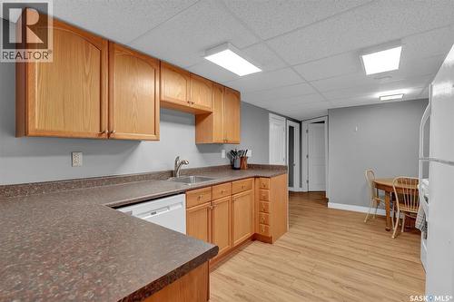 2050 Jubilee Avenue, Regina, SK - Indoor