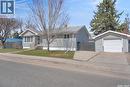 2050 Jubilee Avenue, Regina, SK  - Outdoor 